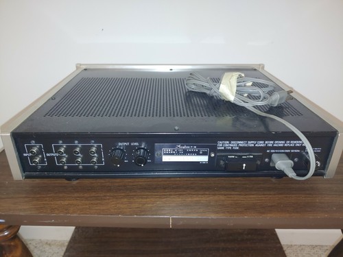 Accuphase F5 electronic crossover - Picture 2 of 4