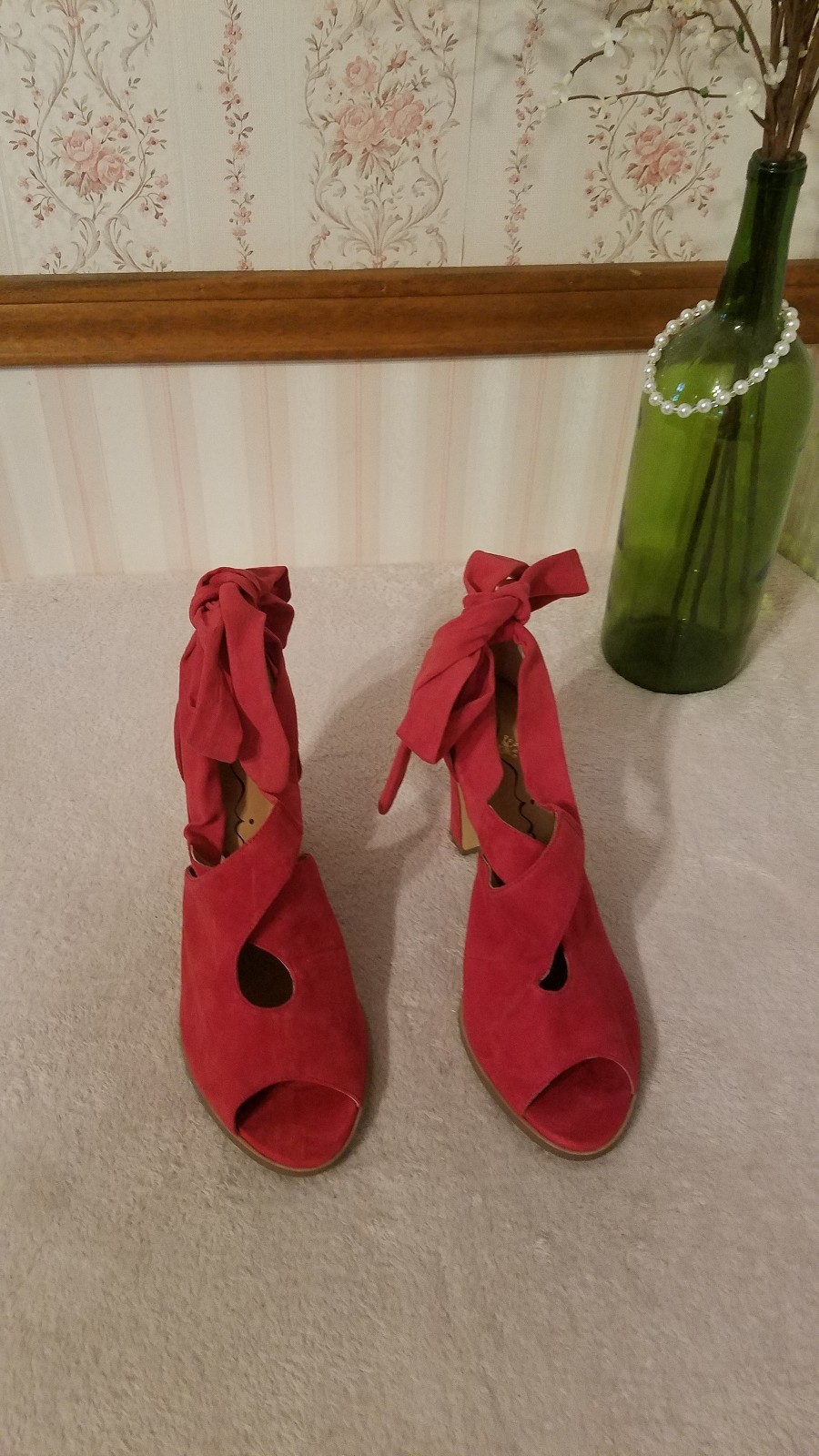 Nina Originals Serena Ankle Wrap Pump Red Suede block heel size 8.5 168 Nina Originals Serena Ankle Wrap Pump Red Suede block heel size 8.5 168