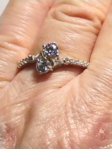 Anello Swarovski simulato zirconi bypass platino sterling 925 misura 8 - Foto 3 di 14