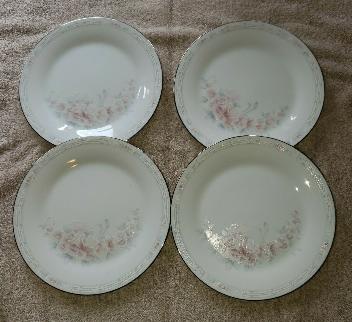 Foto 1 di 5