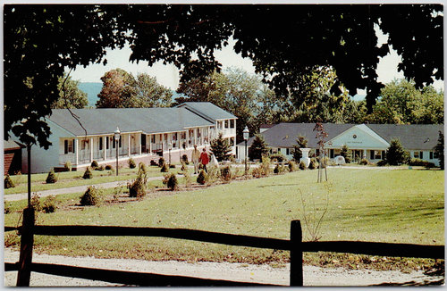 Lenox Massachusetts Eastover Lodge Hotel Resort Georgian Virginian Vintage Postkarte