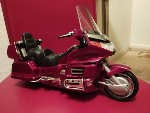 Honda Gold Wing GL 1500/6 1:18 Modell Motorrad - Bild 2 von 5
