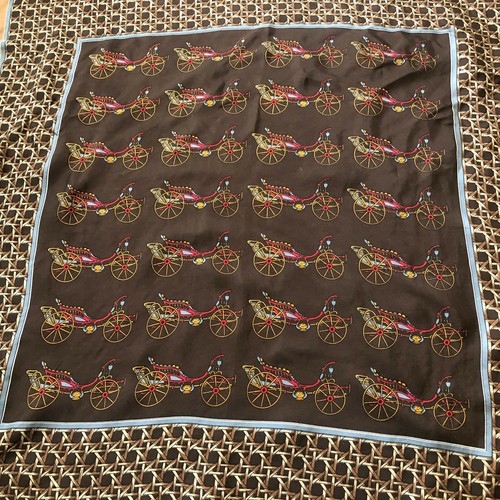 FIORELLINI Womens Silk Scarf Vintage Horse Drawn Carriage Brown Logo 31" Square - Picture 6 of 11