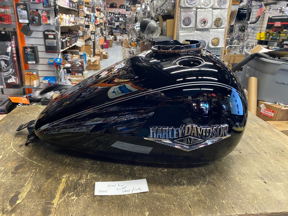2008 Harley-Davidson Road King Gas Fuel Tank Emblems | Vivid