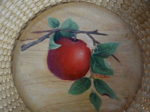 Round Woven Open Basket Hand Painted Apple Signed 12" Farmhouse Rustic Cottage - Picture 3 of 6