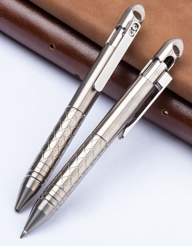 Penna a sfera tascabile in titanio premium penna a sfera design a scacchi outdoor EDC - Foto 3 di 11