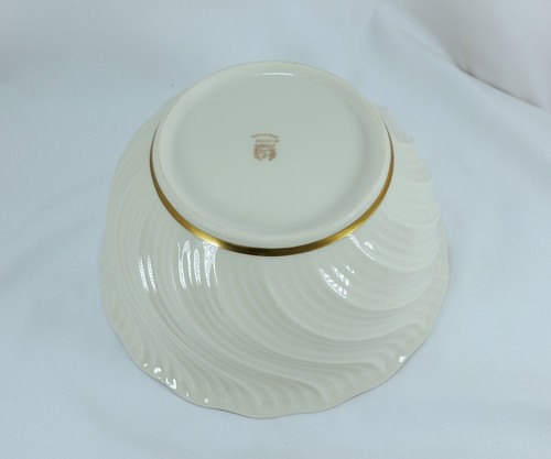 Vintage China by Lenox 8" Serving Bowl Swirl Pattern Richmond Collection - Picture 4 of 4