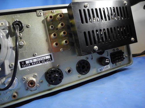 Yaesu FT-101B HF Transceiver Amateur Ham Radio, Mic, AC Cable, CW & SSB Filters - Picture 15 of 19