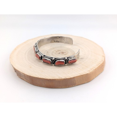 Navajo Cuff Bracelet Signed Handmade Ethnic Native Amer Coral Cuff sz 6.5 *** - Picture 5 of 9