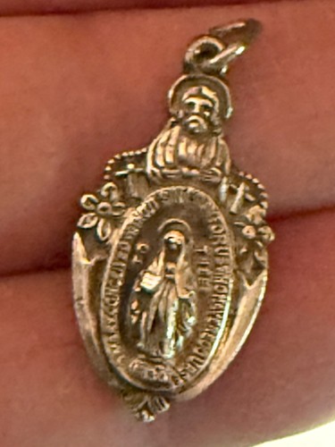 Vintage Creed STERLING SILVER VIRGIN MARY & JESUS PENDANT MEDAL