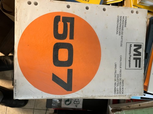 Massey Ferguson Ersatzteilliste MF507 Mähdrescher Original Unbenutzt Lagerspuren