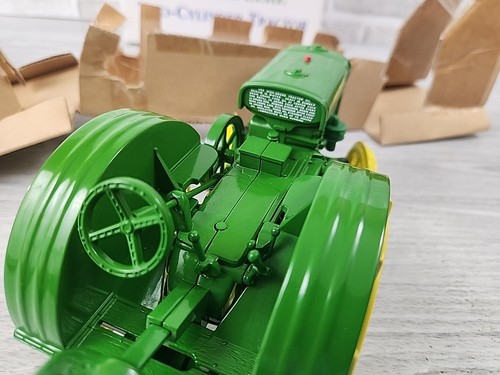 Ertl 1:16 John Deere Model D Tractor 75th Anniversary Expo VIII #5995TA (A) - Picture 7 of 16
