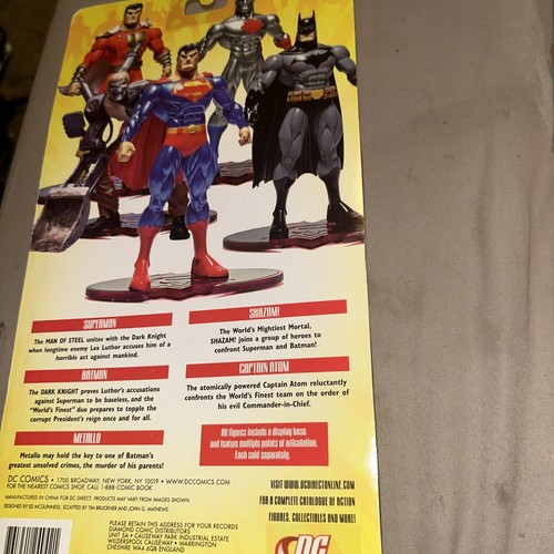 Captain Atom DC Direct Superman Batman Public Enemies 6.5" Action Figure 2005 - Picture 6 of 6