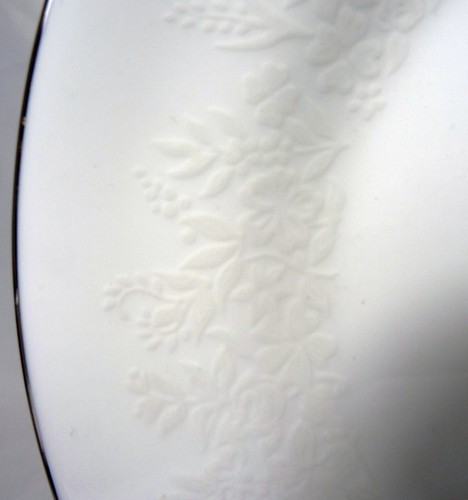 SILVER ERMINE R4452 by Wedgwood Bread & Butter 6" NEW NEVER USED made in England - Picture 2 of 5