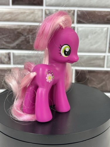 My Little Pony G4 Cheerilee Friendship Is Magic Ladybug Friend Wagon 2010 MLP - Imagen 6 de 15