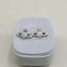 VIVIENNE WESTWOOD Orb Model: White VIVIENNE