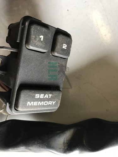 Range Rover P38 Offside Electric And Memory Seat Switch - - Picture 2 of 3
