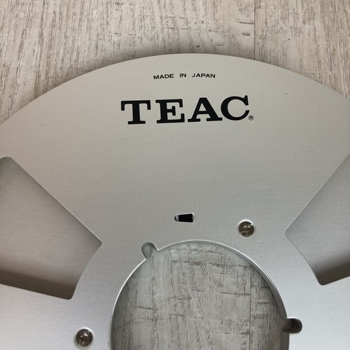 Vintage 10.5'' 1/4 Teac, Silver Light Metal Aluminum Reel to Reel Tape Reel - Picture 2 of 6