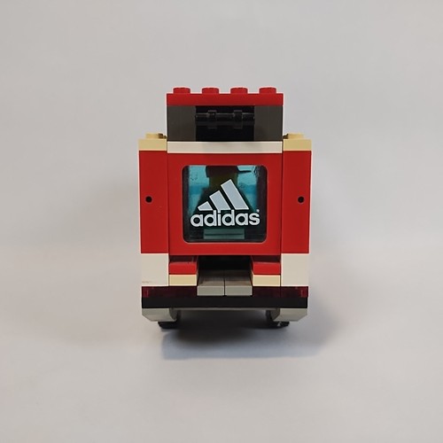 VTG LEGO SOCCER TEAM TRANSPORT ADDIDAS BUS 3426 - Picture 3 of 5