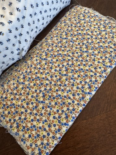 Lote De Colección 40 Azul Rojo Crema Ditsy Floral Acolchado Todo Algodón Paquete 9" Cuadrados - Imagen 4 de 8