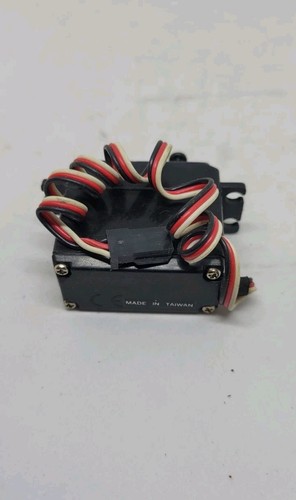 Futaba S9101 High Speed Coreless Analog BB Servo Vintage Discontinued - Picture 4 of 6