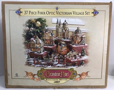 Grandeur Noel 37 Piece Fiber Optic Victorian Village Christmas Village 2003 READ