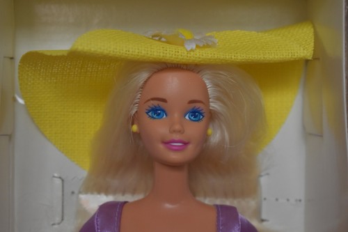 1995 Avon Exclusive Special Edition SPRING BLOSSOM Vintage Blonde Barbie - Bild 2 von 5
