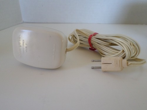 Visor de diapositivas de película Pana-Vue iluminado automático 2x2 stock antiguo funciona con cable e instructor - Imagen 5 de 21