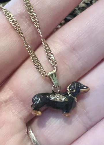 Kingspoint Designs Dackel Hund Figur mit enthaltener Mini Dackel Halskette - Bild 11 von 13