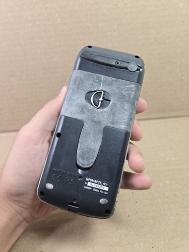 Garmin GPS MAP 76 Handheld Mapping GPS For Parts/Reapir Bad Screen Worn Rubber - Bild 7 von 9