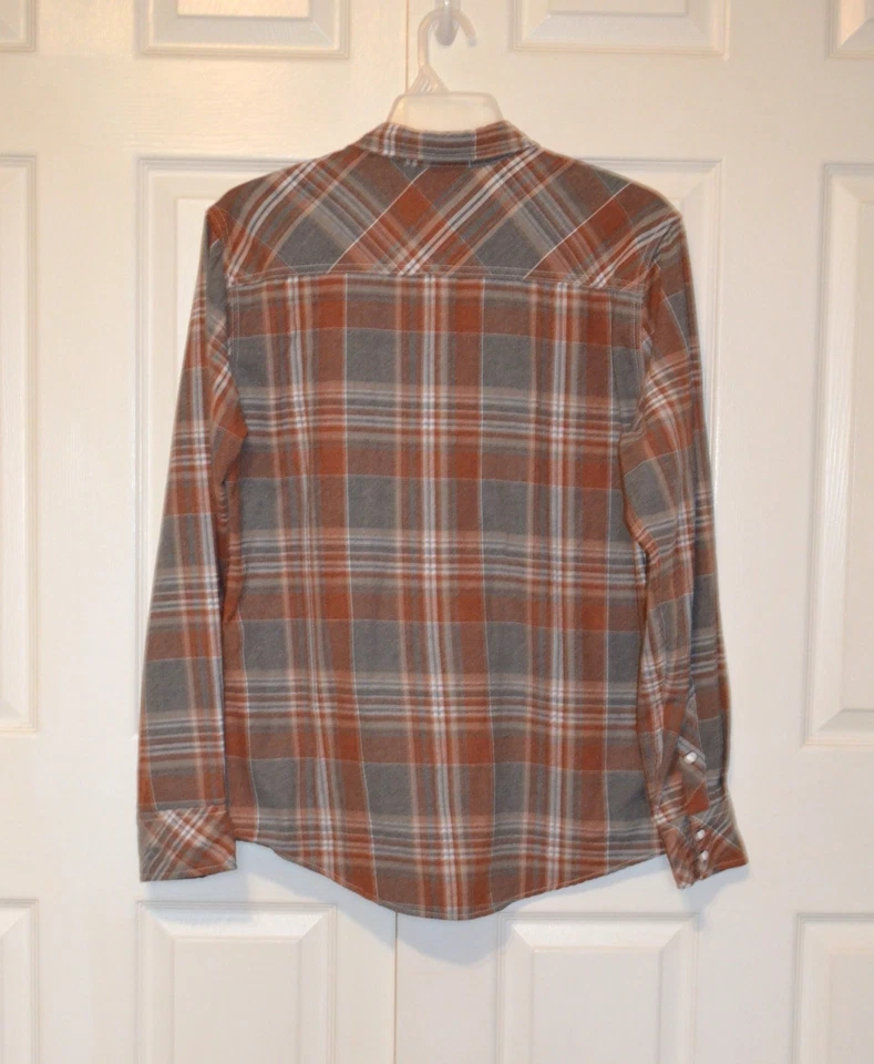 Camisa de franela BKE con hebilla ajuste atlético para hombre L marrón y gris blanco a cuadros frente a presión Foto 3 de 4