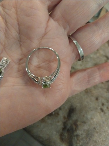 Ciondolo e anello Hebei peridoto e zirconi bianchi corvi eredità (taglia 8,0) - Foto 18 di 24