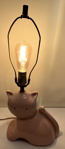 Vintage Pink Kitty Cat Lamp Ceramic No Shade Canada Madison Design Free Shipping - Picture 6 of 6