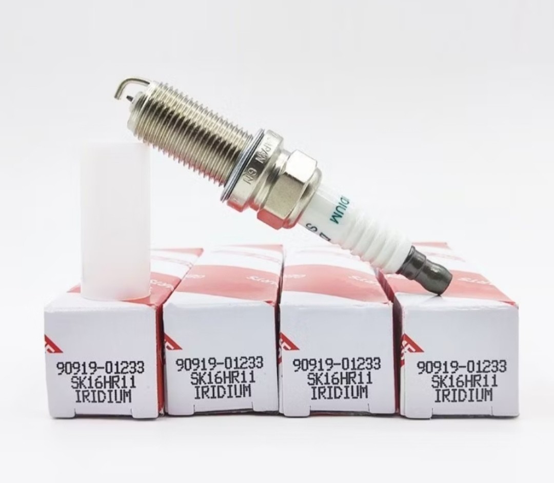 Set of 4 Genuine DENSO SK16HR11 Iridium Spark Plugs For Toyota Camry RAV4 Sienna