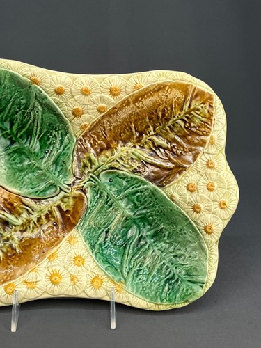 English Majolica Banana Leaf & Daisy Rectangular 12 3/4" Bowl or Tray c. 1890s - Picture 10 of 17