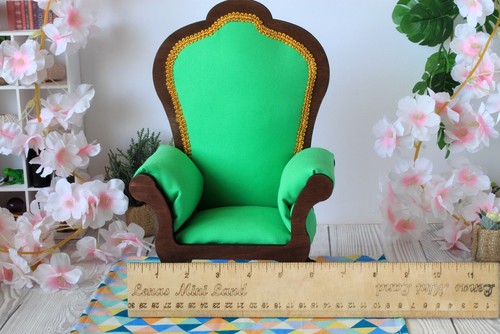 Miniaturstuhl 1:6 Maßstab Holz gepolstert mit bunter Gabardine Stoffpuppe - Bild 37 von 75