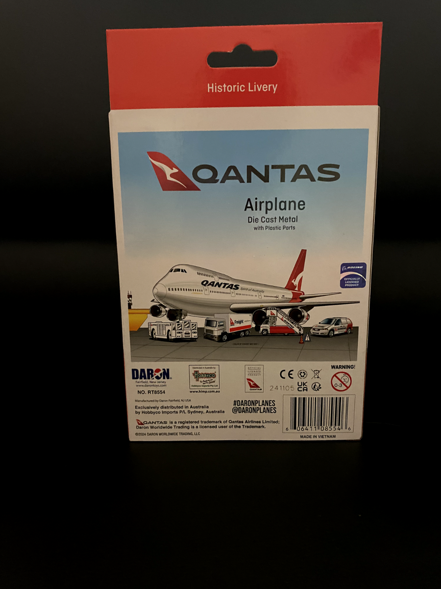 美品　Qantas B767-300 1/400スケールモデル　他4個セット QANTAS BOEING 767-300ER 1:400 PLANES - メルカリ