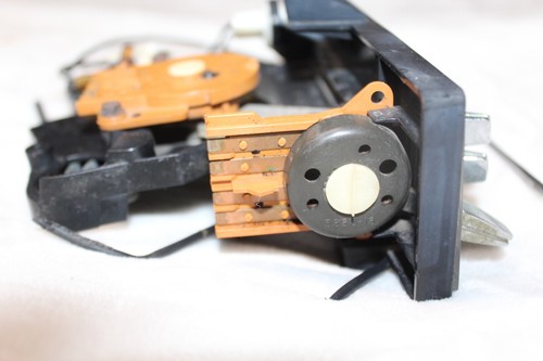 79-90 Gmc 1500 2500 VANDURA Chevy G10 G20 Van CLIMATE CONTROL Heat AC 4 Pin FAN - Picture 3 of 6
