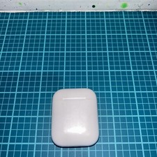 Apple AirPods 1st Gen with Wireless Charging Case A1602