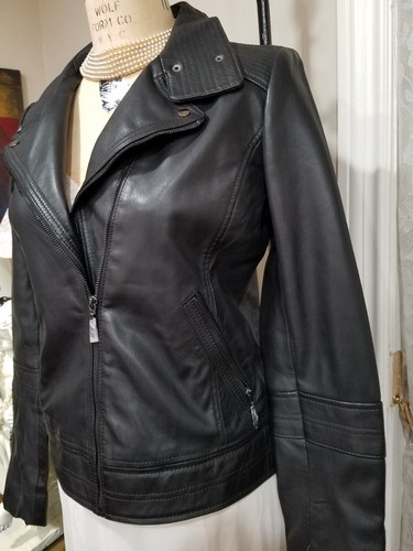 NWT BERNARDO BIKER JACKET  SUPPLE BLACK LEATHER WOMENS MED SHIPS FREE $350 OBO - Picture 6 of 16