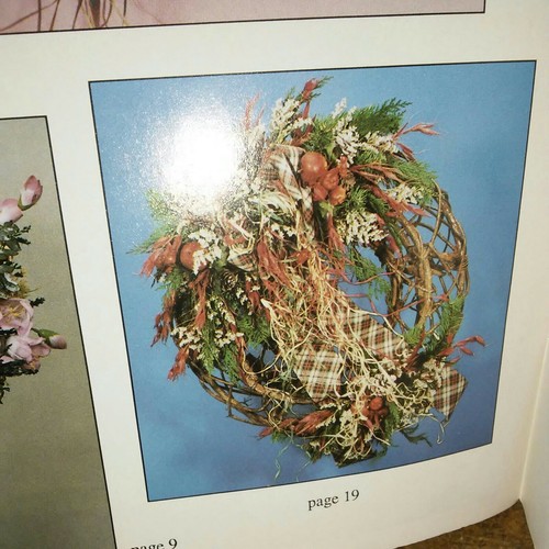 Wrapped Up In Raffia Hot Off The Press Pattern Book - Picture 8 of 12
