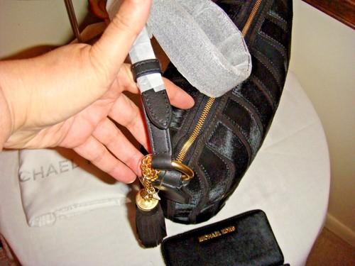 Neu mit Etikett 2 Stck. Michael Kors FUTTERTASCHE SCHWARZ BROOKLYN APPLIKATION, 598 $ UND GELDBÖRSE 138 $ - Bild 5 von 12