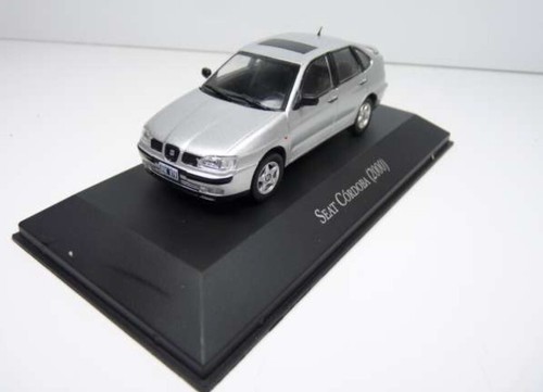 1:43 Seat Ibiza Cordoba Silver 2000 Diecast Car Scale Model Salvat IXO Altaya - Picture 3 of 6