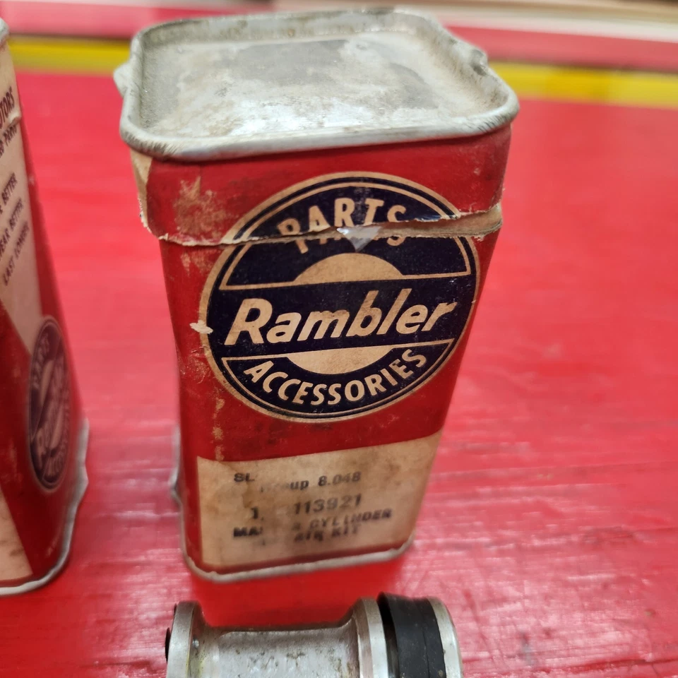 Kits de reparación de cilindros maestros Jeep Rambler Willys de colección número de pieza 8.080 1/3113921 Foto 4 de 4