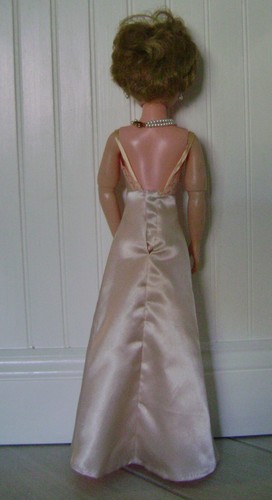 Vintage Design Champagner Rosa Handgefertigt Nachthemd für 22" Süßigkeiten Modepuppe - Bild 3 von 4