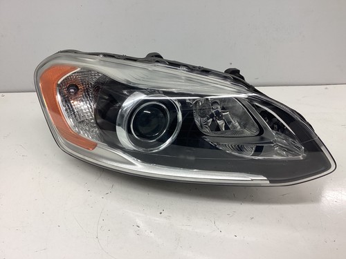14-17 Volvo XC60 Passenger Xenon Headlamp Assembly 31420276 (READ)
