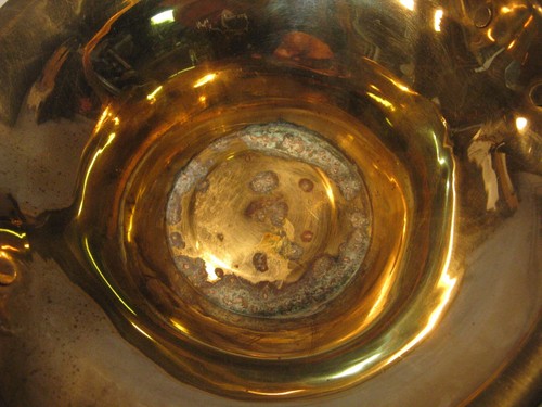 Cesta de latón hecha en India 9"LARGO X 8" ANCHO X 8" ALTO - Imagen 5 de 10