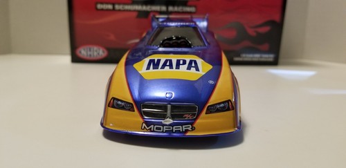 Ron Capps 2012 Dodge NAPA "Liquid Color"1/24 By LIONEL Racing Collectibles  - Picture 8 of 23