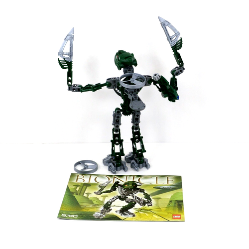 LEGO Bionicle Toa Hordika Matau Set 8740 Complete with Instructions No Canister - Picture 2 of 3