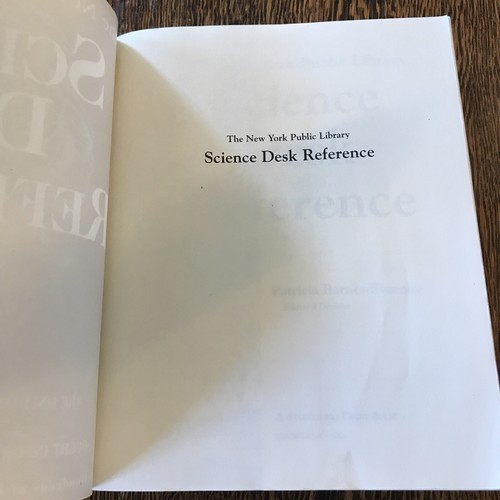 Science Desk Reference by the New York Public Library soft cover 1995 - 第 2/11 張圖片